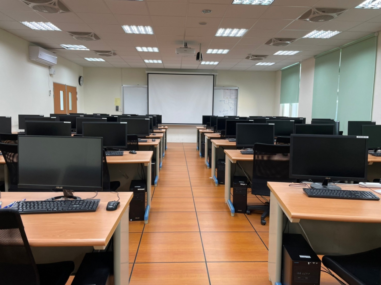 305教室照片