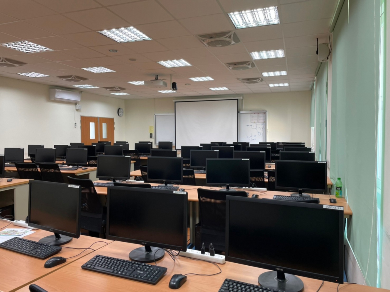 305教室照片