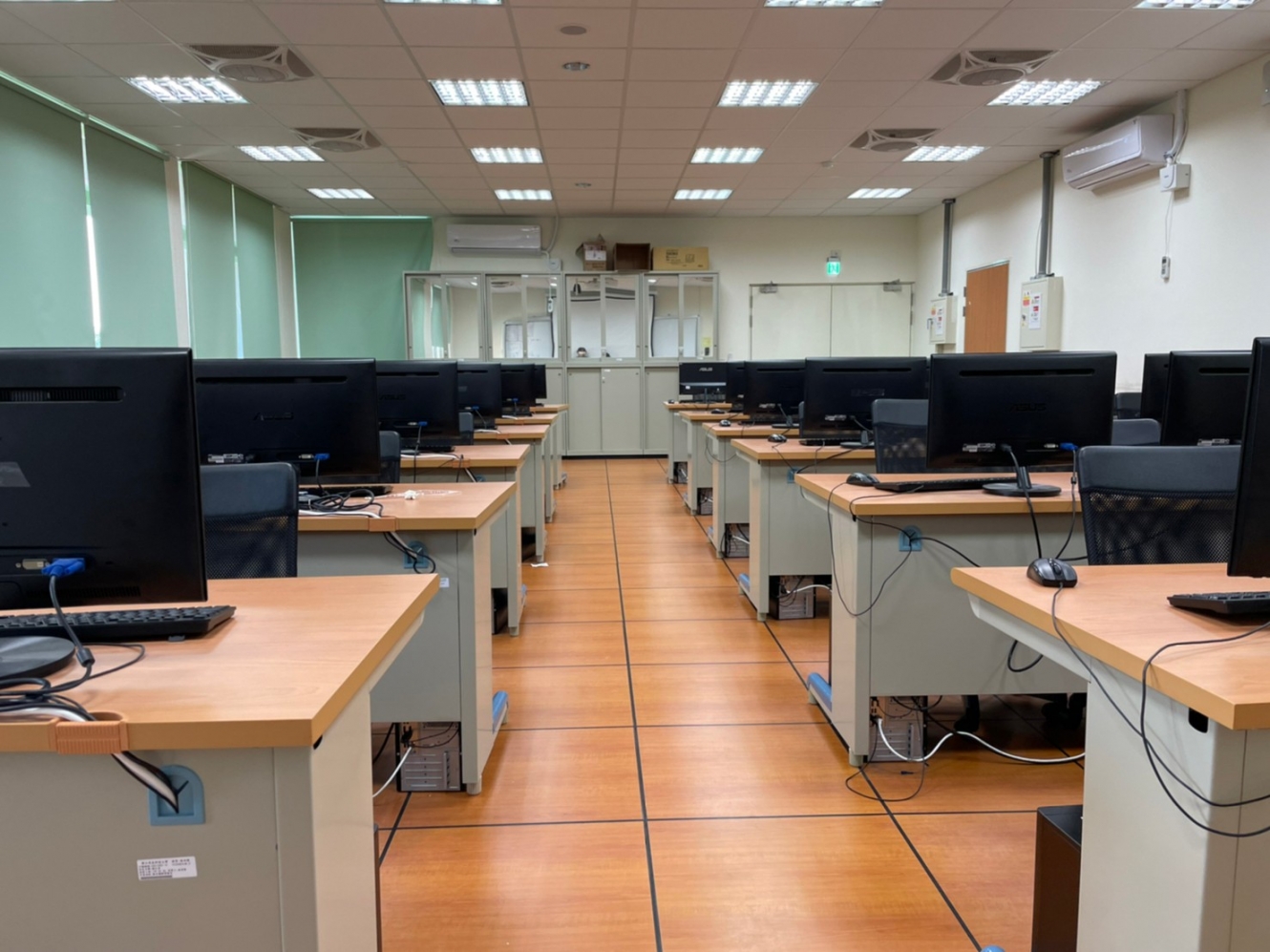 305教室照片