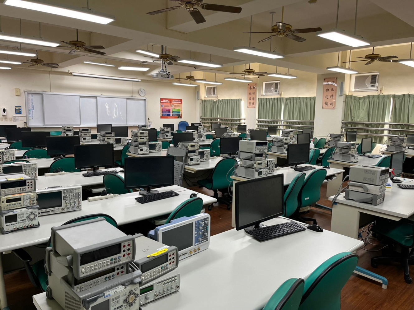 501教室照片